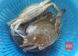 葱油蟹的做法图解1