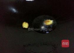 煎咸鱼的做法图解3