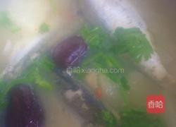 鲫鱼雪梨汤的做法图解8