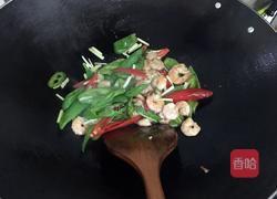 海鲜炒乌冬面的做法图解9