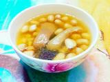 红枣花生猪蹄汤
