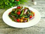 紫苏叶茄子炒豆角