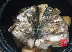 砂锅鱼头煲的做法图解9