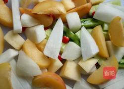 水果泡菜的做法图解1