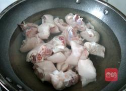 花生猪蹄的做法图解2