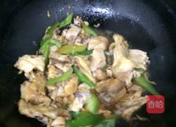 青辣椒炒鸡肉的做法图解7