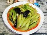 芹菜木耳