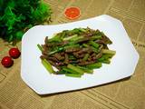 香芹牛肉丝