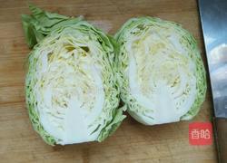 包菜饺子馅的做法图解1