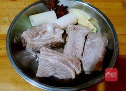 排骨面的做法图解1
