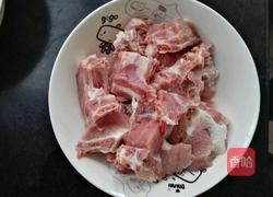 排骨汤的做法图解1