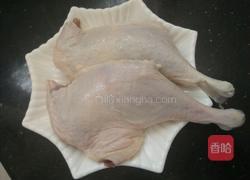 红烧鸭边腿的做法图解1