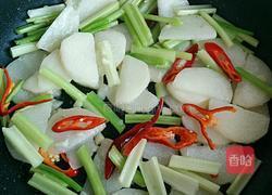 西芹炒山药的做法图解7