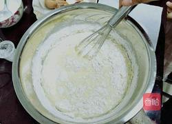 榴莲千层蛋糕的做法图解2