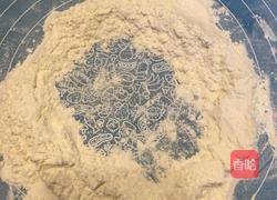 培根粟米洋葱披萨的做法图解2