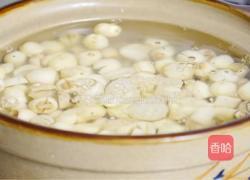 蛋黄莲蓉月饼的做法图解3