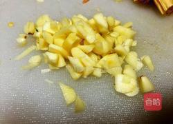 尖椒炒腐竹的做法图解3