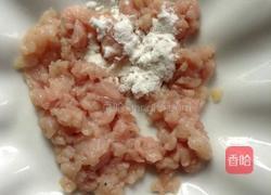 鸡蛋瘦肉粥的做法图解1
