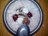 红枣桂圆鲜菇粥