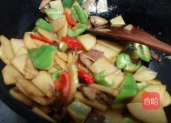 腊肉炖土豆的做法图解10