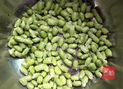 毛豆烧豆腐的做法图解1