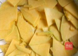 南瓜花生芝麻汤圆的做法图解7