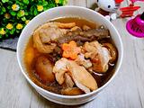 海参香菇煲鸡汤