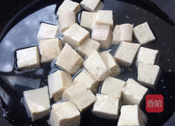 猪肘肉烩豆腐的做法图解3