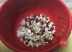 山药豆薏米红豆粥的做法图解4