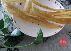 尖椒炒腐竹的做法图解1
