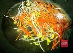 黄豆芽拌粉丝的做法图解4