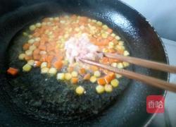 胡萝卜玉米瘦肉汤的做法图解9