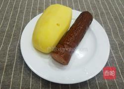 红肠土豆片的做法图解1