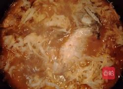 酸菜鲤鱼的做法图解6
