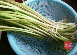 清爆山芋梗的做法图解1