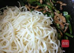 辣椒肉丝炒面的做法图解7