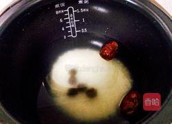 桂圆红枣稀饭的做法图解2