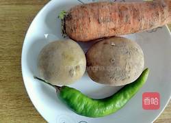土豆胡萝卜丝的做法图解1