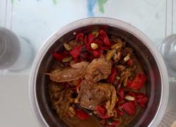 鸡肉炒辣椒