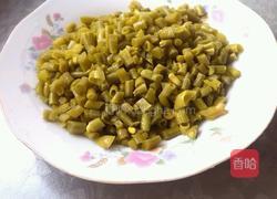 酸菜豆米的做法图解2