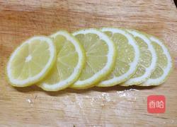 柠檬三文鱼的做法图解1