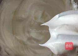 Q弹的戚风蛋糕的做法图解3