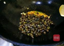 辣炒田螺的做法图解6