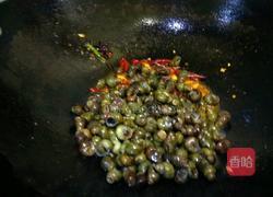 酸笋田螺煲的做法图解5
