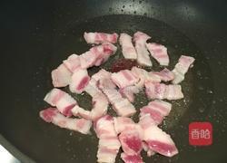 五花肉炒包菜的做法图解4