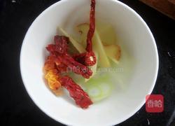 开胃魔芋豆腐的做法图解3