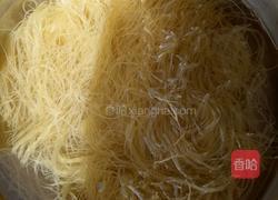 茶叶米粉的做法图解1