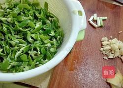 青椒炒肉的做法图解2