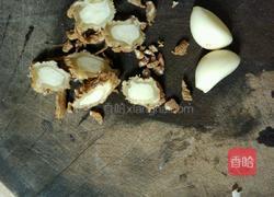 养颜乌发卤蛋的做法图解1