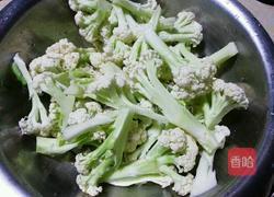 炒新鲜黄花菜的做法图解2